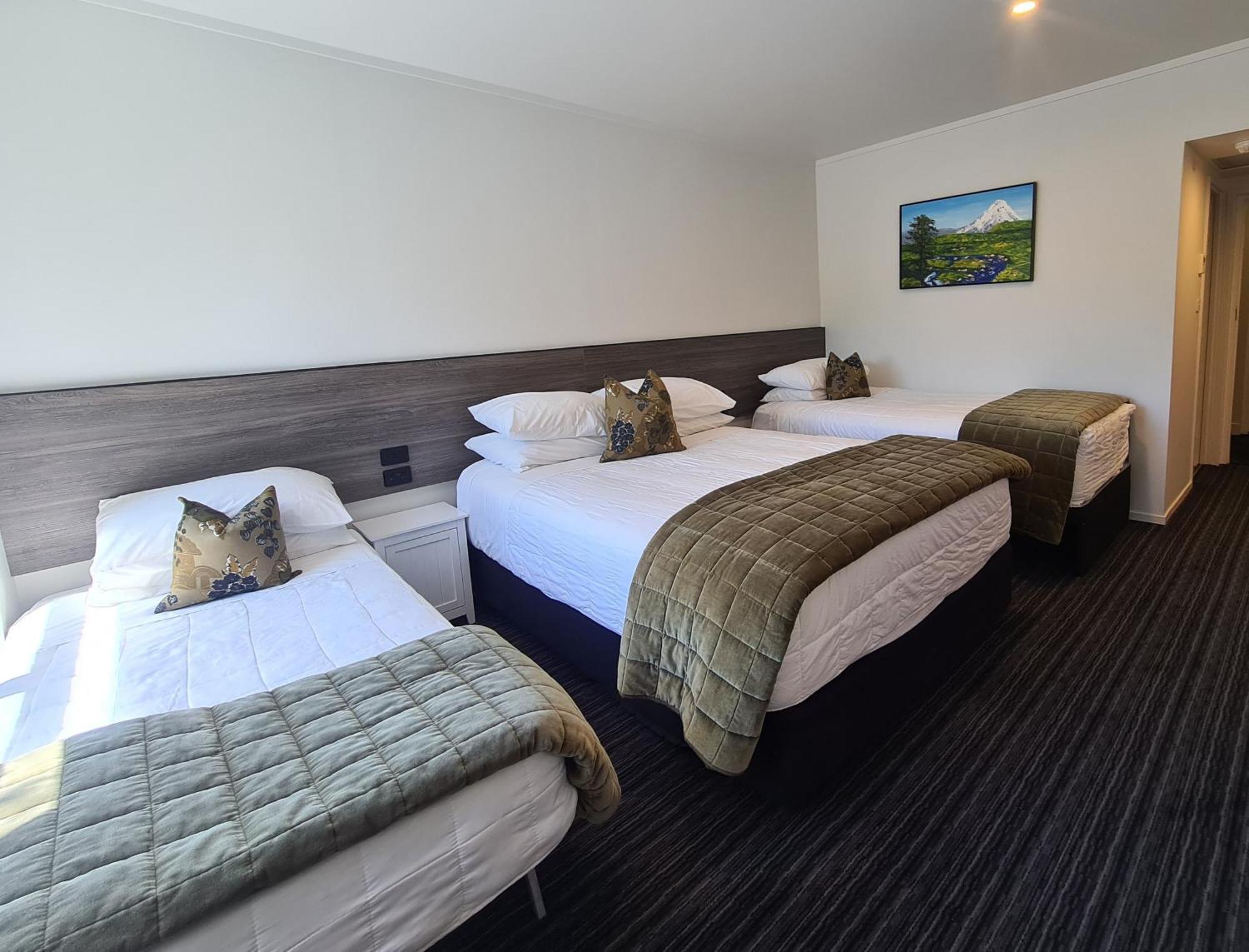 เดอะ ดีวอน โฮเต็ล&คอนเฟอเรนท์ เซนทรี่ Hotel นิวพลีมัธ ภายนอก รูปภาพ